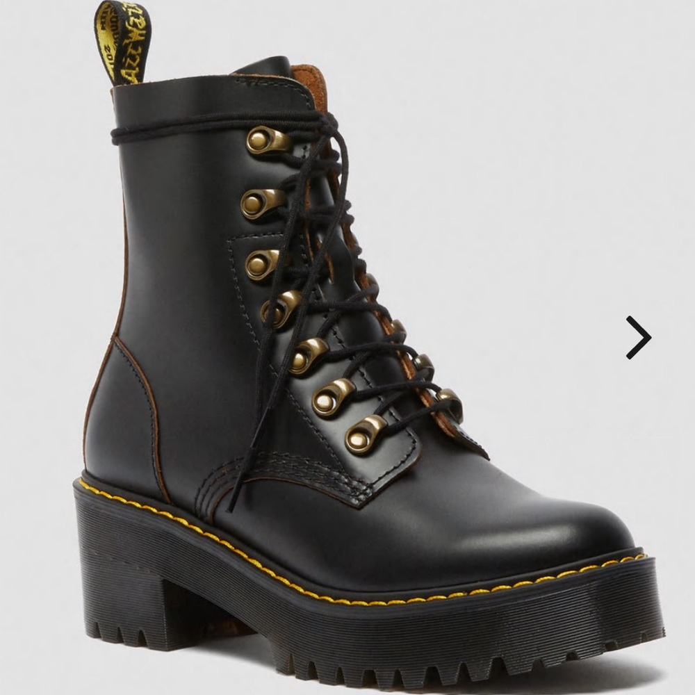 Worn once doc martens Leona boots